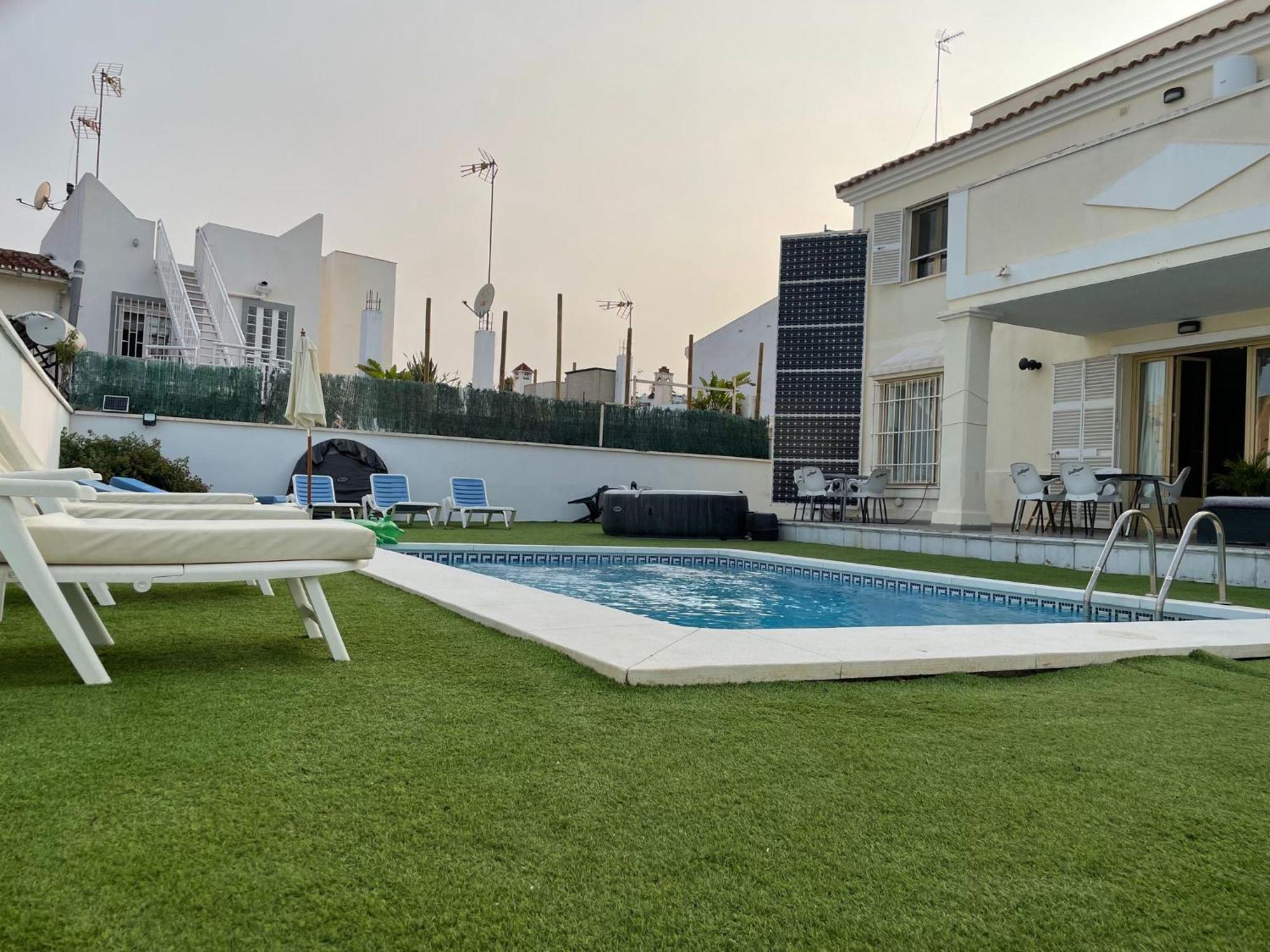 Villa Bonita Торремолинос Экстерьер фото