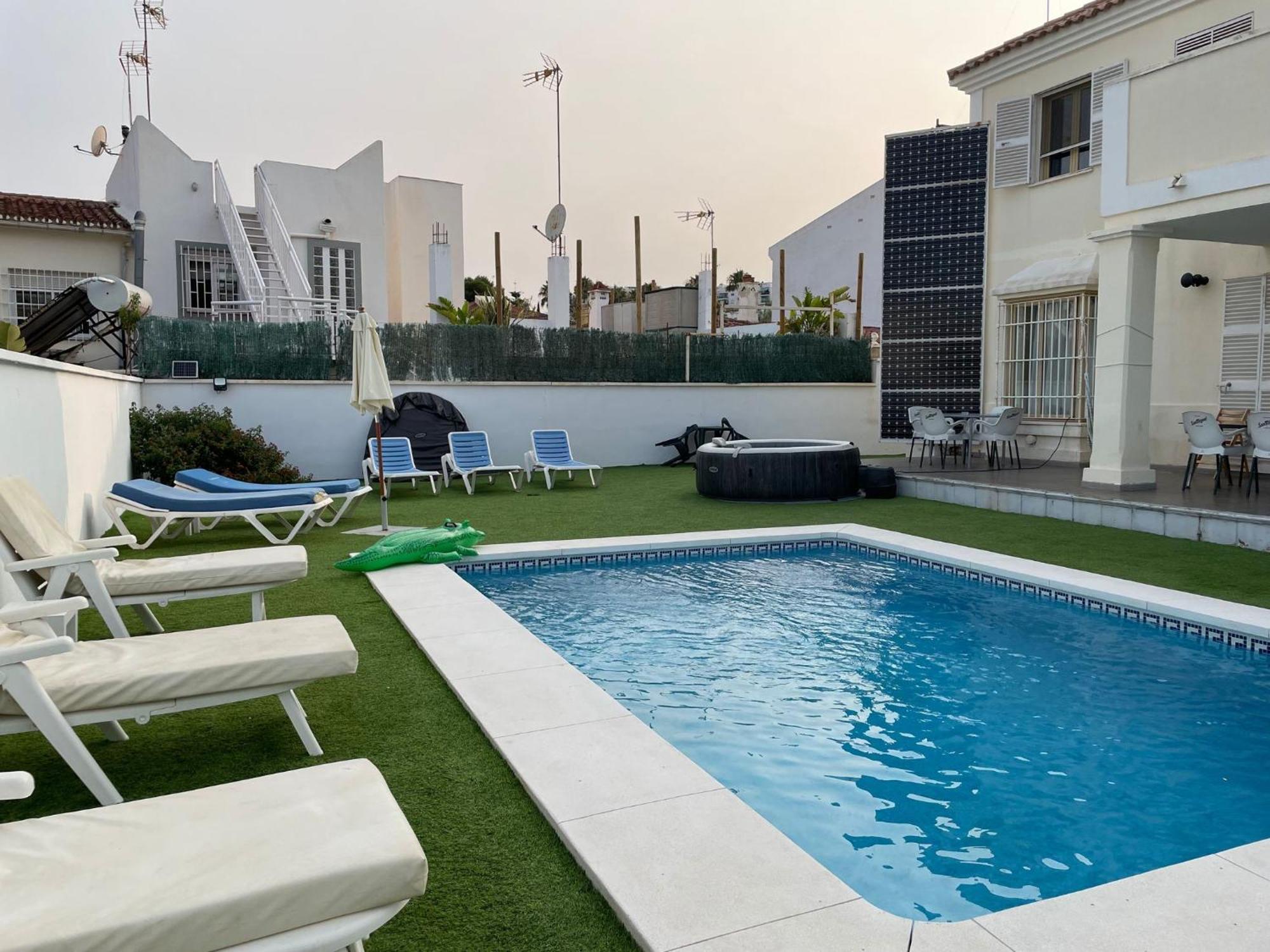 Villa Bonita Торремолинос Экстерьер фото
